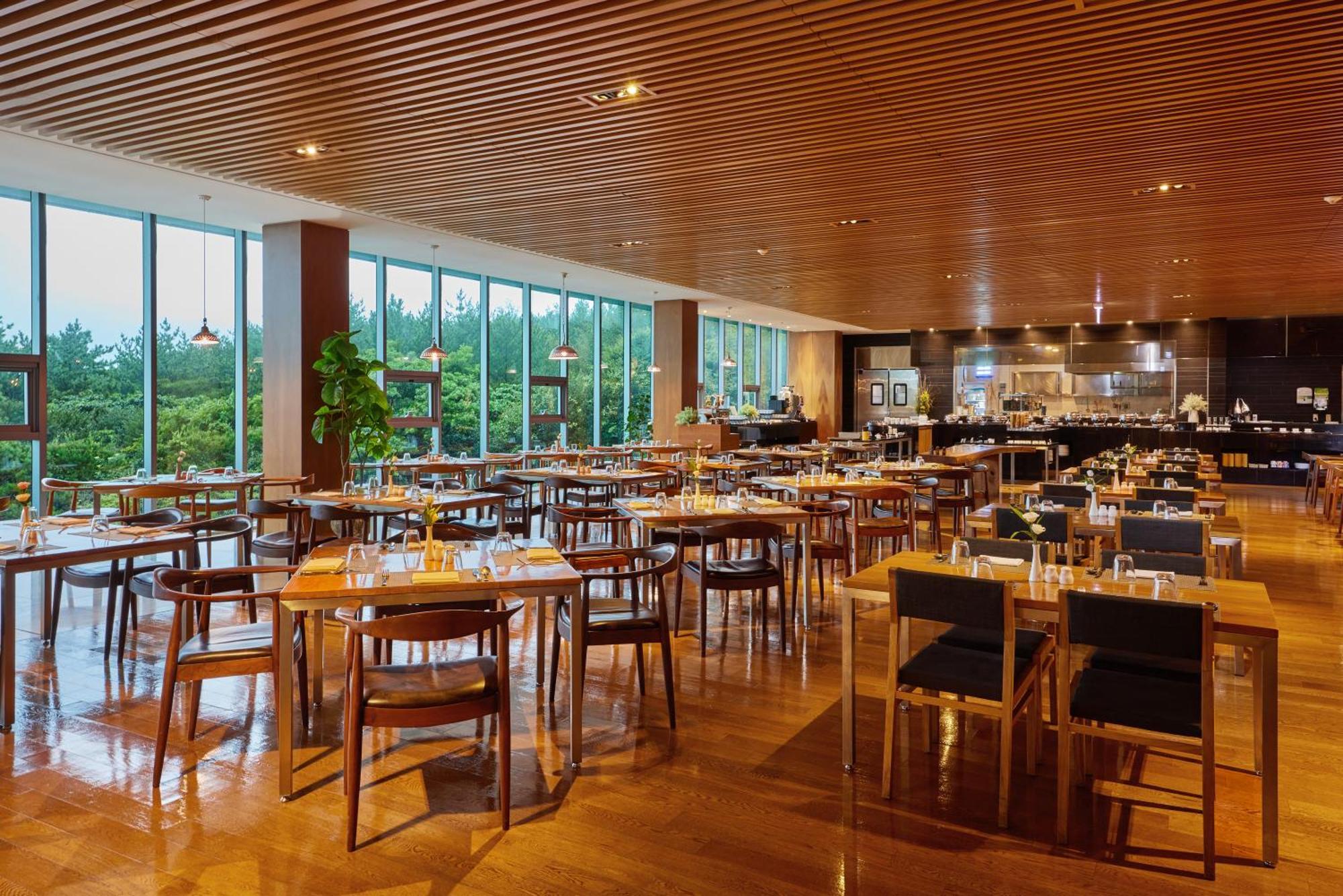 We Hotel Jeju Seogwipo Zewnętrze zdjęcie