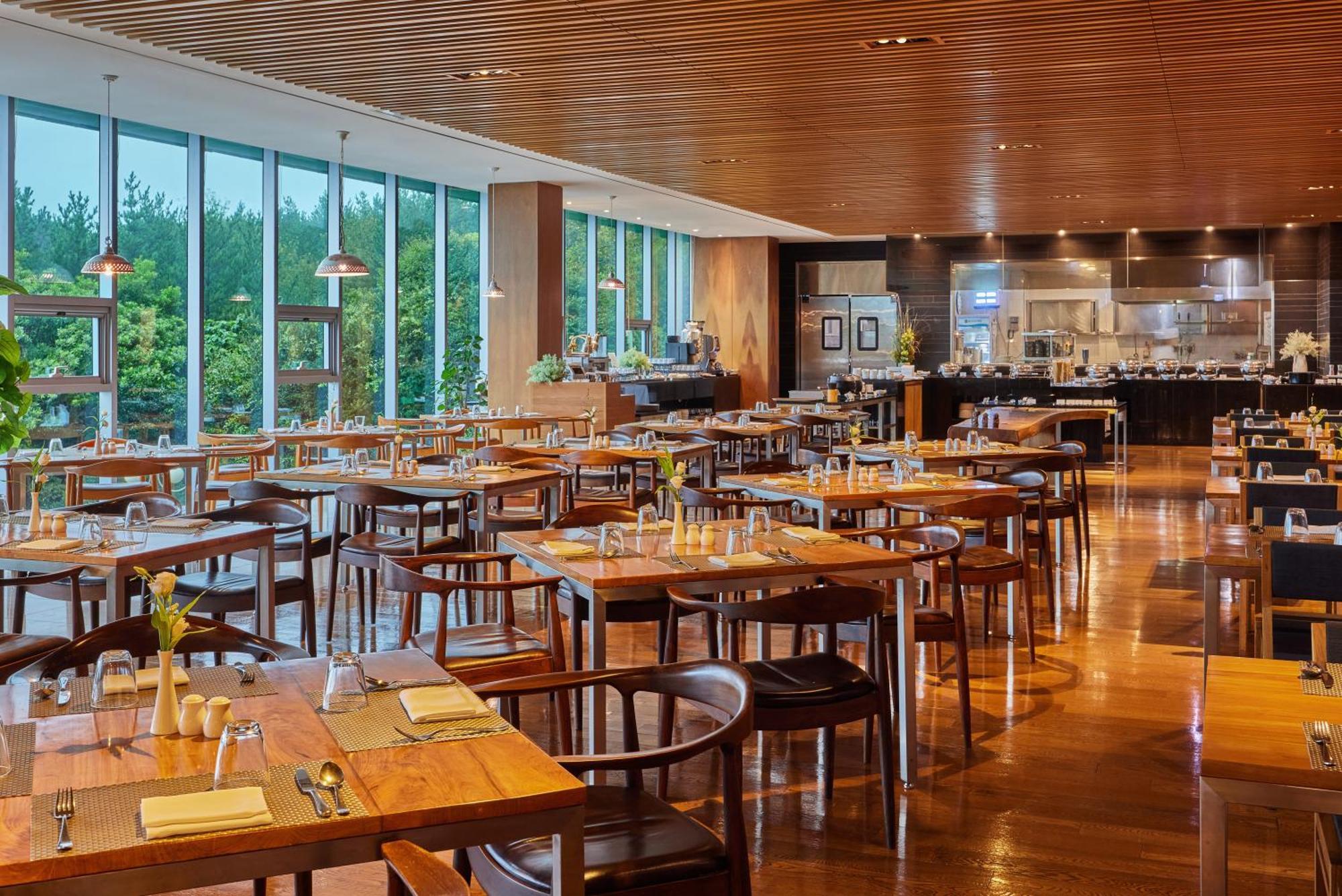 We Hotel Jeju Seogwipo Zewnętrze zdjęcie