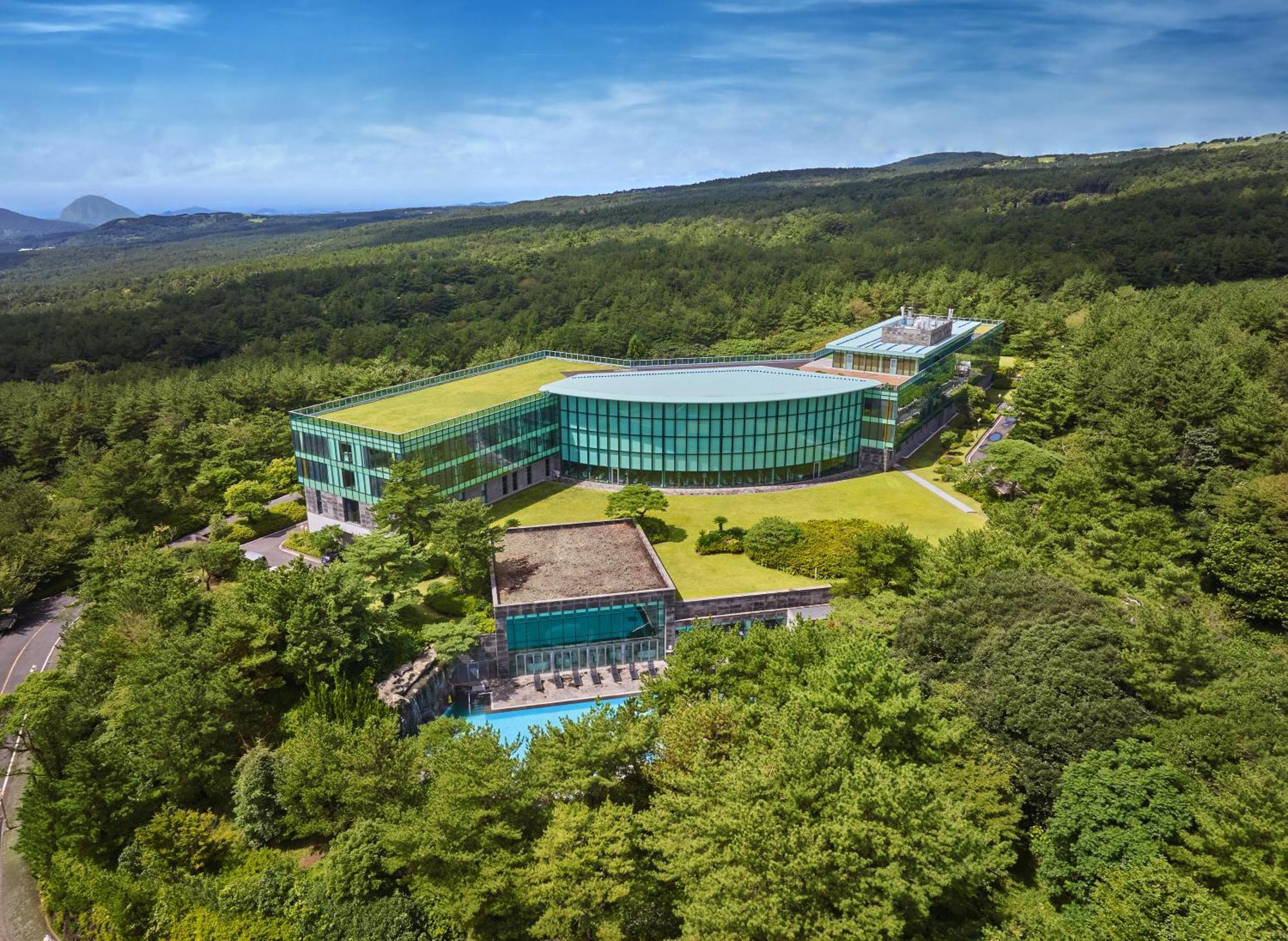 We Hotel Jeju Seogwipo Zewnętrze zdjęcie