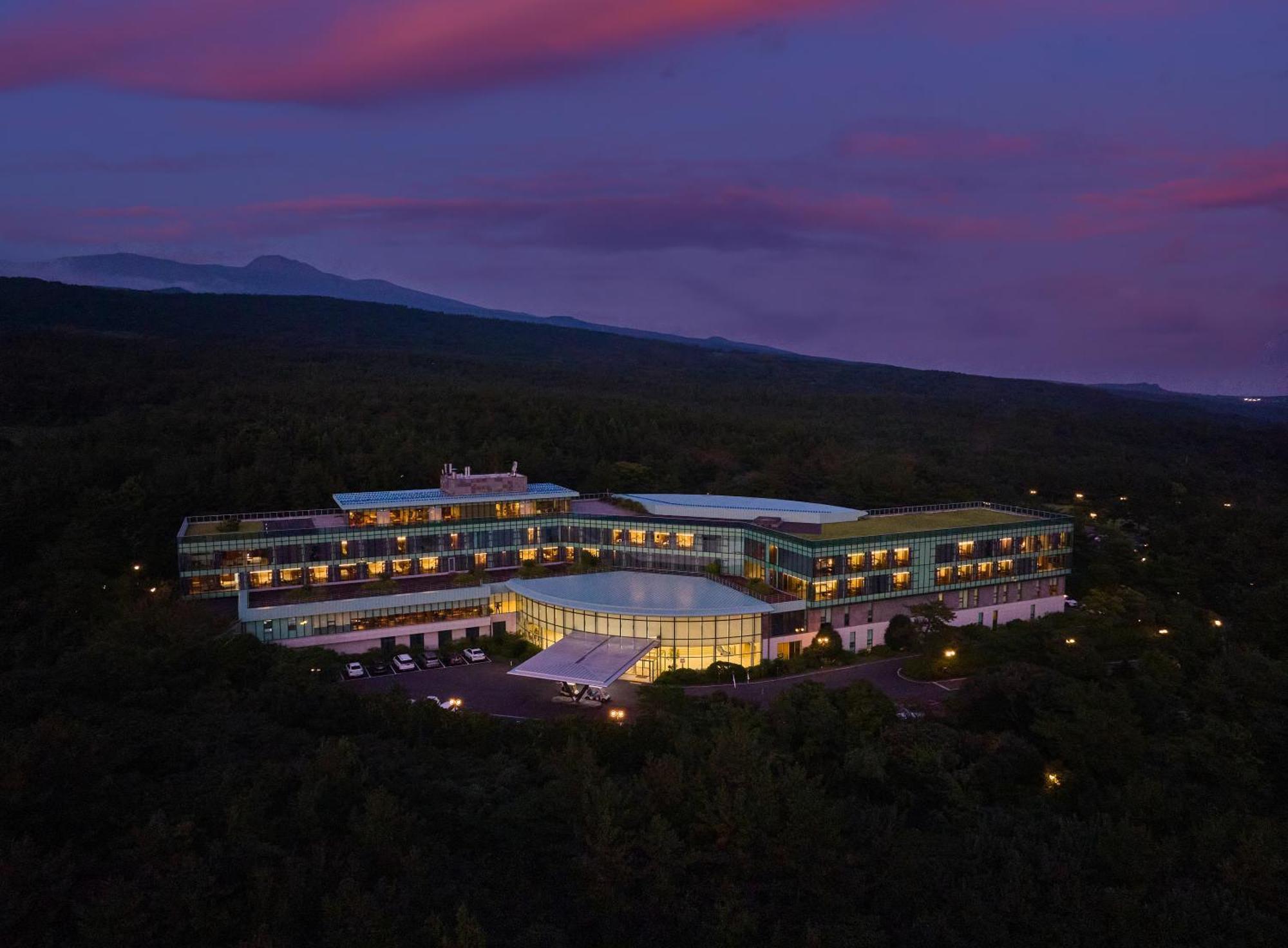 We Hotel Jeju Seogwipo Zewnętrze zdjęcie