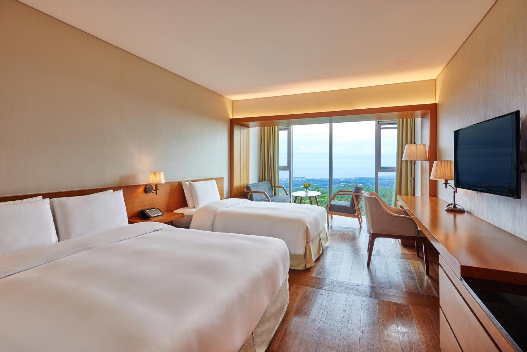 We Hotel Jeju Seogwipo Zewnętrze zdjęcie